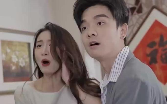 不裝了，腳踹渣男后我成了全球女戰(zhàn)神(全集)